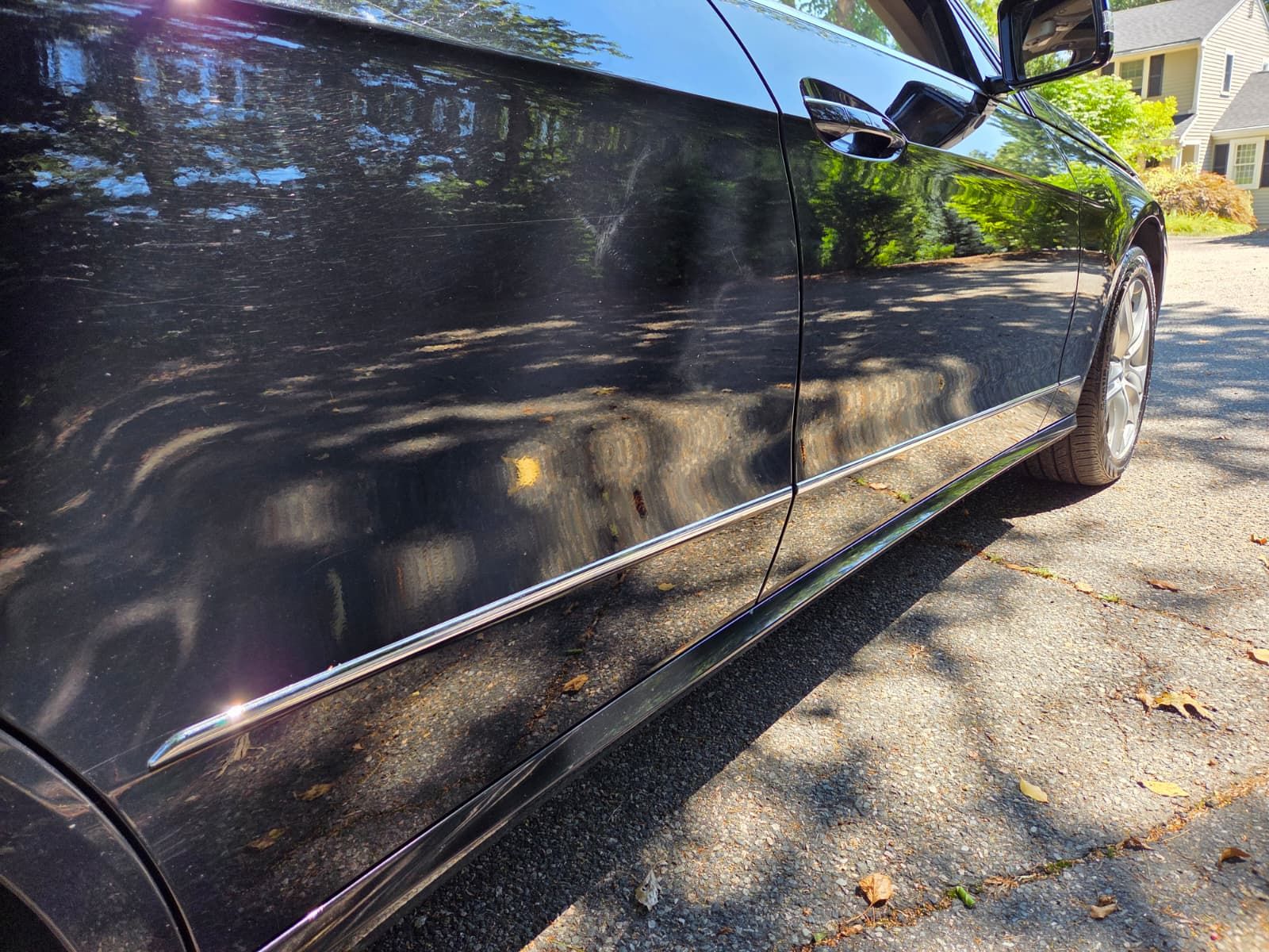 Used 2011 Mercedes-Benz E 550 4MATIC Sedan image 18