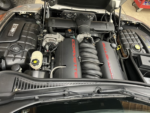 Used 2002 Chevrolet Corvette Convertible w/ Preferred Equipment Group2 RWD image 22