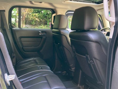 Used 2009 HUMMER H3 Luxury AWD/4WD image 14