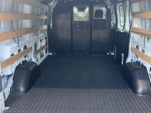 Used 2023 Ford Transit 250 Low Roof w/ Exterior Upgrade Package RWD image 6