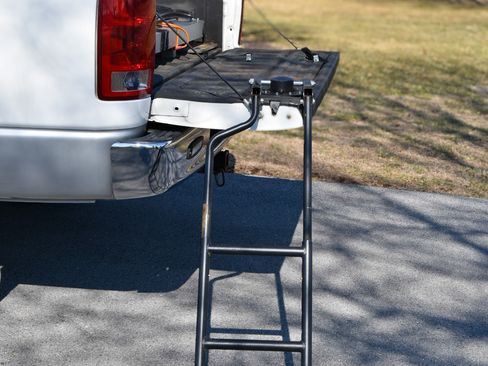 Used 2006 Dodge Ram 3500 Truck SLT image 4