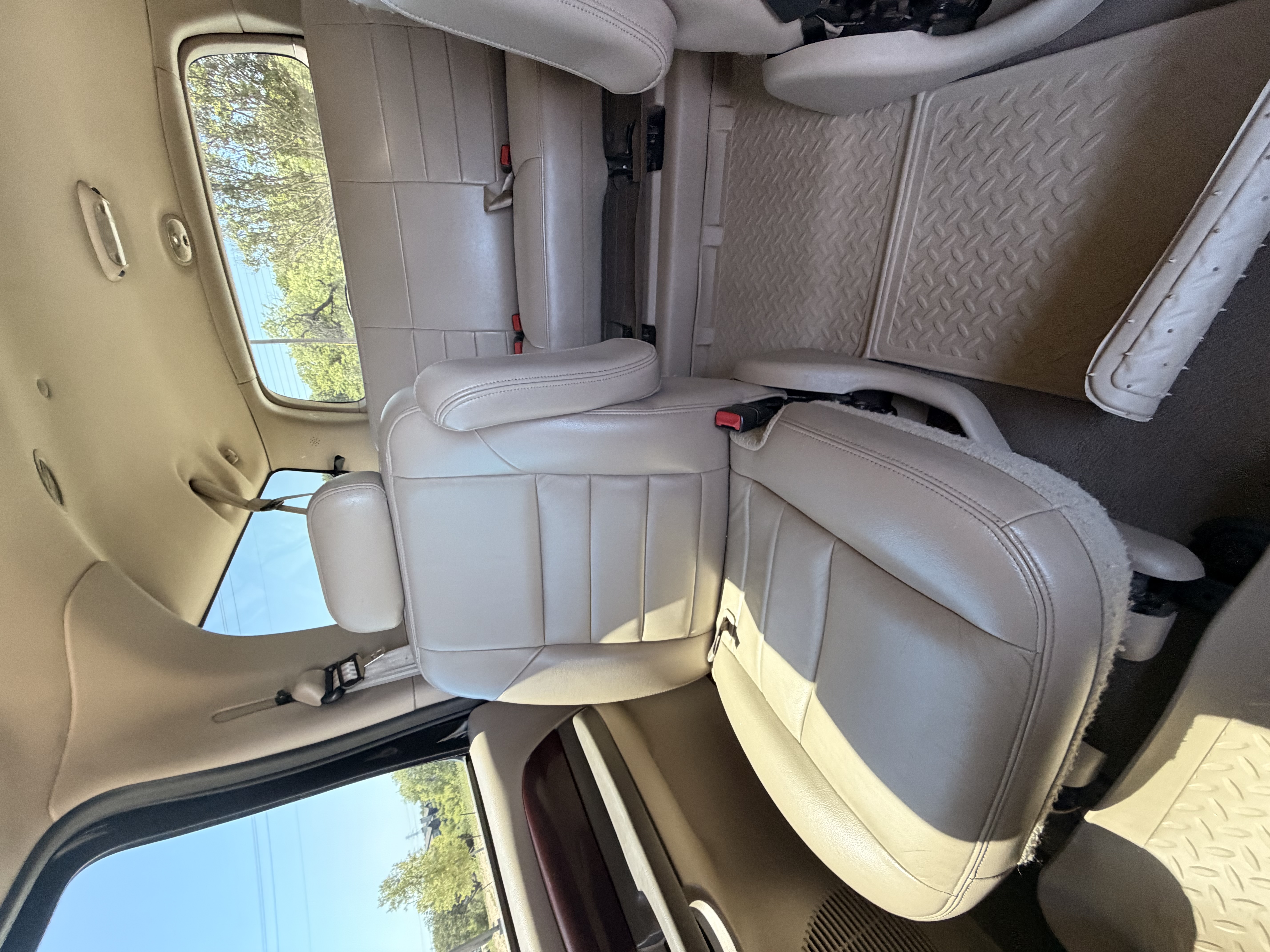 Used 2004 Ford Excursion Limited AWD/4WD image 17