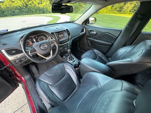 Used 2015 Jeep Cherokee Limited w/ Luxury Group image 15