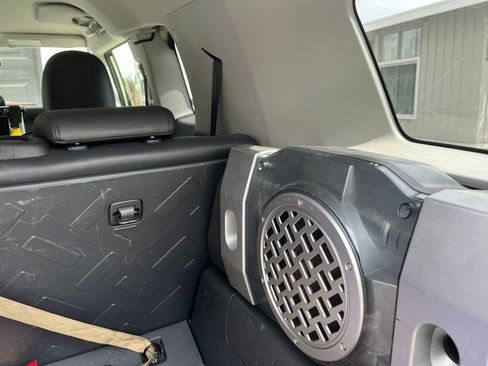 Used 2010 Toyota FJ Cruiser 4WD image 4