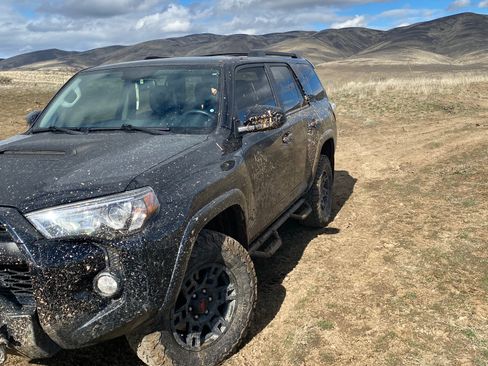 Used 2018 Toyota 4Runner TRD Pro AWD/4WD image 5