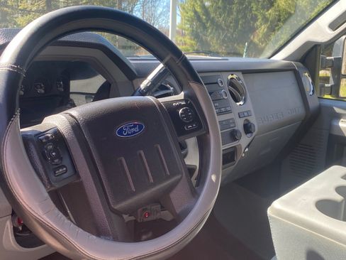 Used 2016 Ford F250 XLT image 11