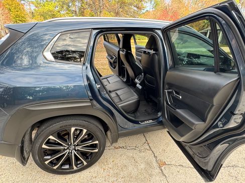 Used 2024 MAZDA CX-50 AWD 2.5 Turbo w/ Accent Package image 9