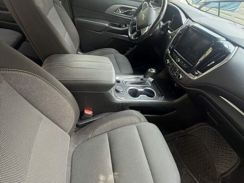 Used 2019 Chevrolet Traverse LT w/ LPO, Cargo Package AWD/4WD image 8