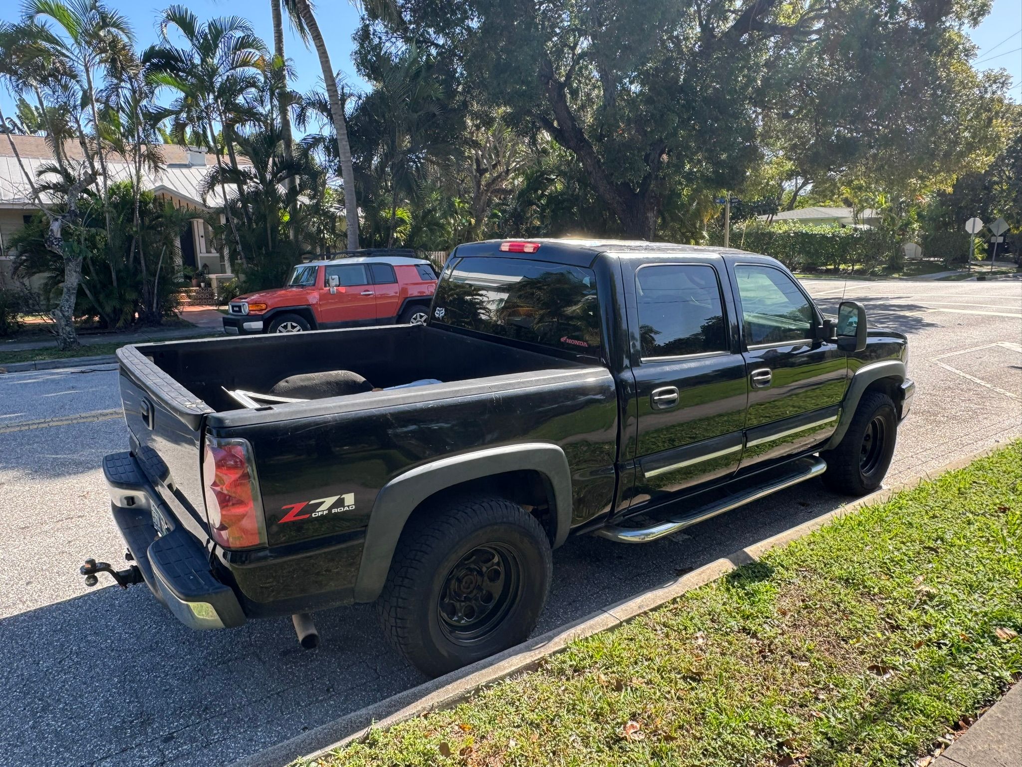 Used 2006 Chevrolet Silverado 1500 LT w/ Light Duty Power Package AWD/4WD image 8