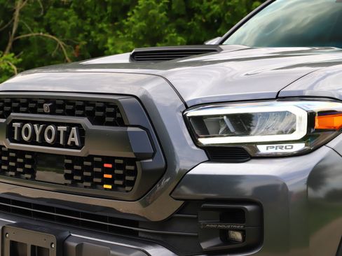Used 2021 Toyota Tacoma TRD Pro AWD/4WD image 10
