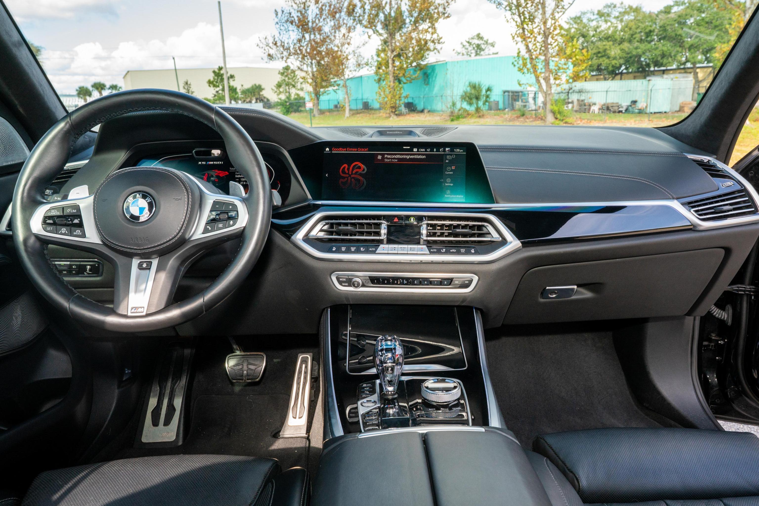 Used 2021 BMW X5 M50i w/ Executive Package AWD/4WD image 11