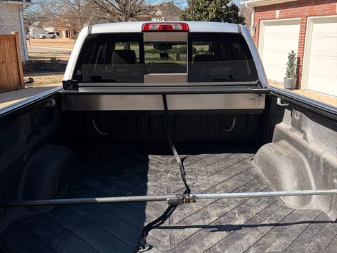 Used 2018 GMC Sierra 1500 SLT w/ Texas SLT Premium Package image 9