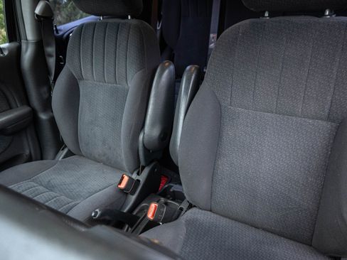 Used 2003 Chrysler PT Cruiser image 13