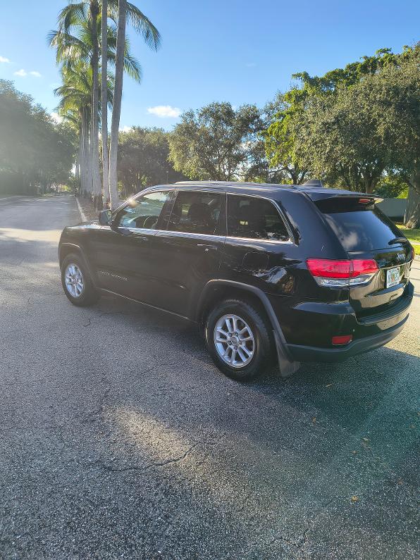 Used 2018 Jeep Grand Cherokee Laredo RWD image 18