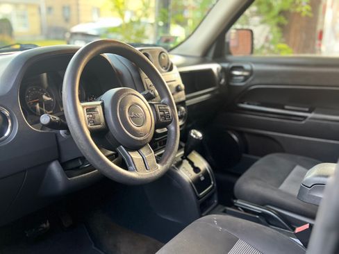Used 2016 Jeep Patriot Sport w/ Power Value Group image 8
