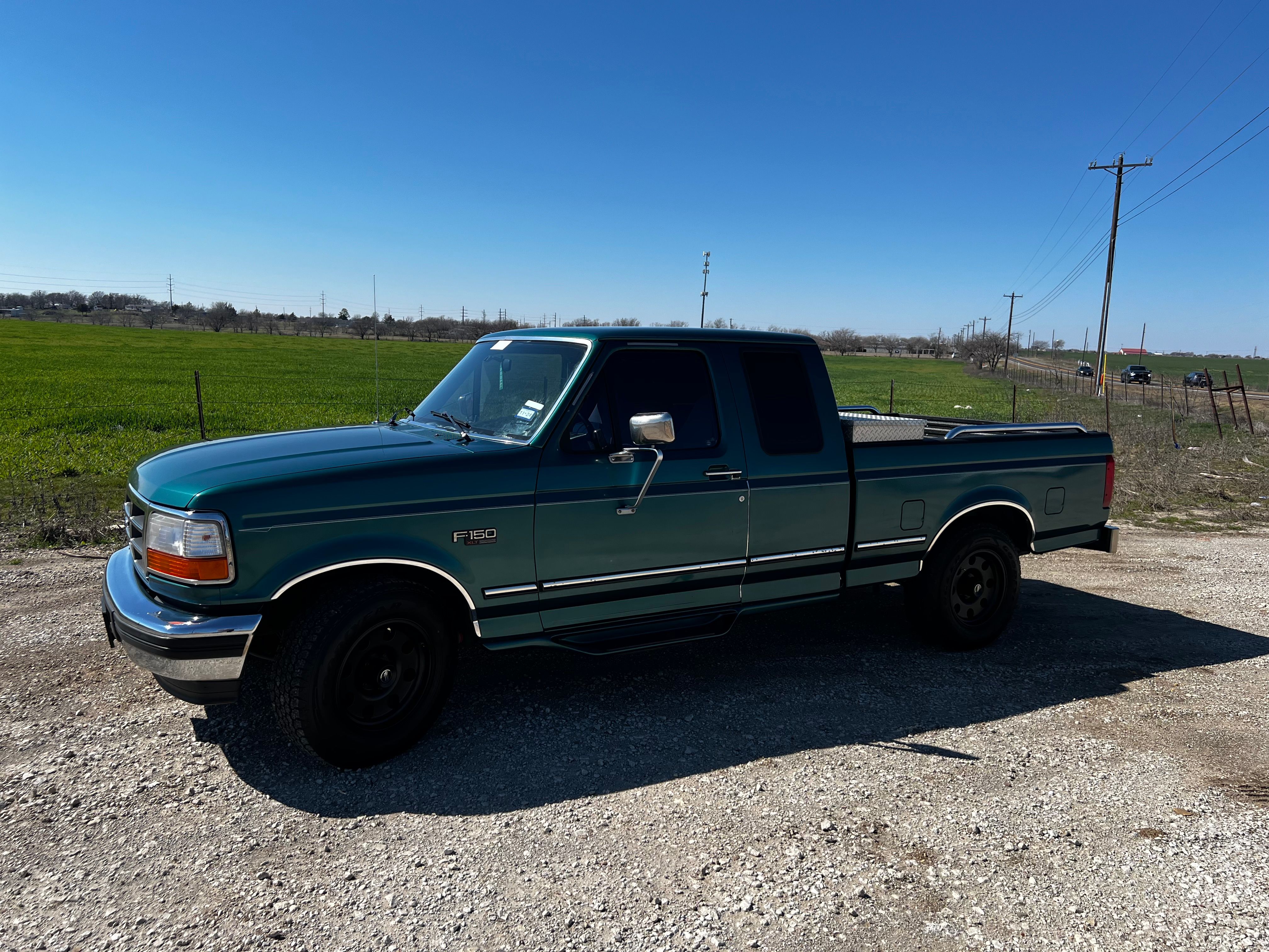 Used 1996 Ford F150 2WD SuperCab image 2