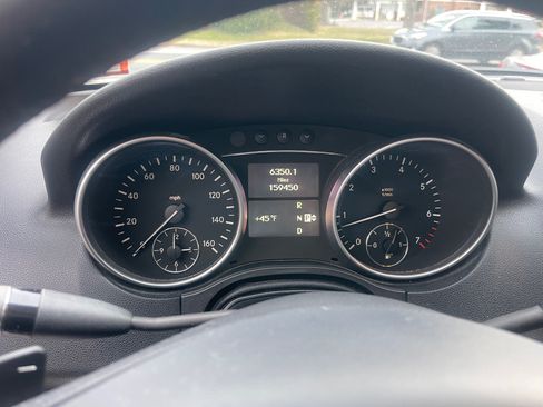 Used 2009 Mercedes-Benz ML 350 4MATIC image 9