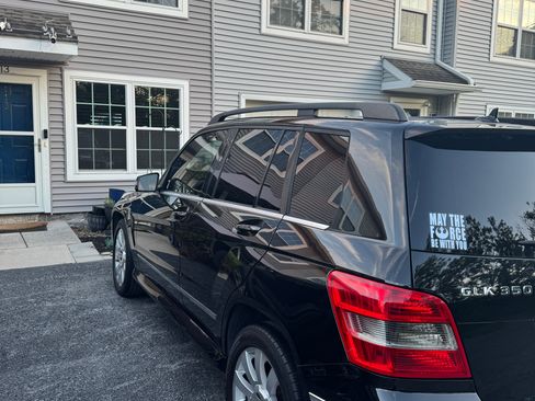 Used 2010 Mercedes-Benz GLK 350 4MATIC image 5