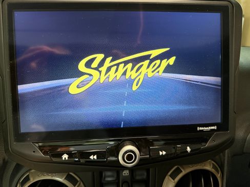 Used 2016 Jeep Wrangler Unlimited Sahara AWD/4WD image 12