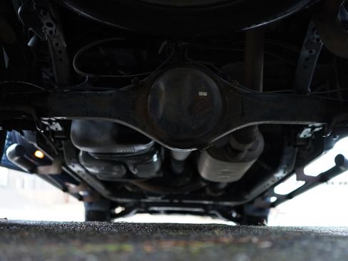 Used 2010 Toyota Tundra 4x4 Double Cab image 27