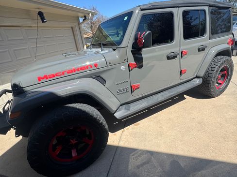 Used 2021 Jeep Wrangler Unlimited Sahara AWD/4WD image 1