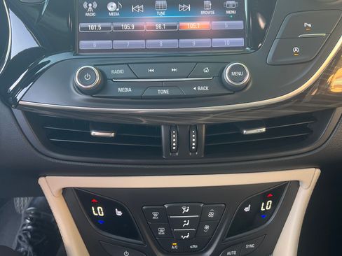 Used 2019 Buick Envision Essence image 12