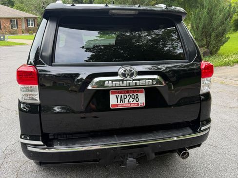 Used 2011 Toyota 4Runner SR5 w/ Convenience Pkg RWD image 4