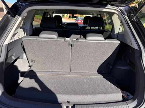 Used 2019 Volkswagen Tiguan SE image 10