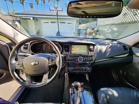 Used 2016 Kia Cadenza Premium w/ Luxury Plus Package image 13