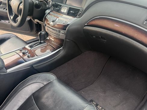 Used 2013 INFINITI M37 w/ Premium Pkg RWD image 11