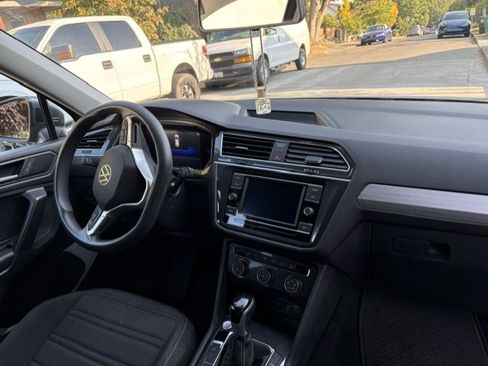 Used 2022 Volkswagen Tiguan S AWD/4WD image 10