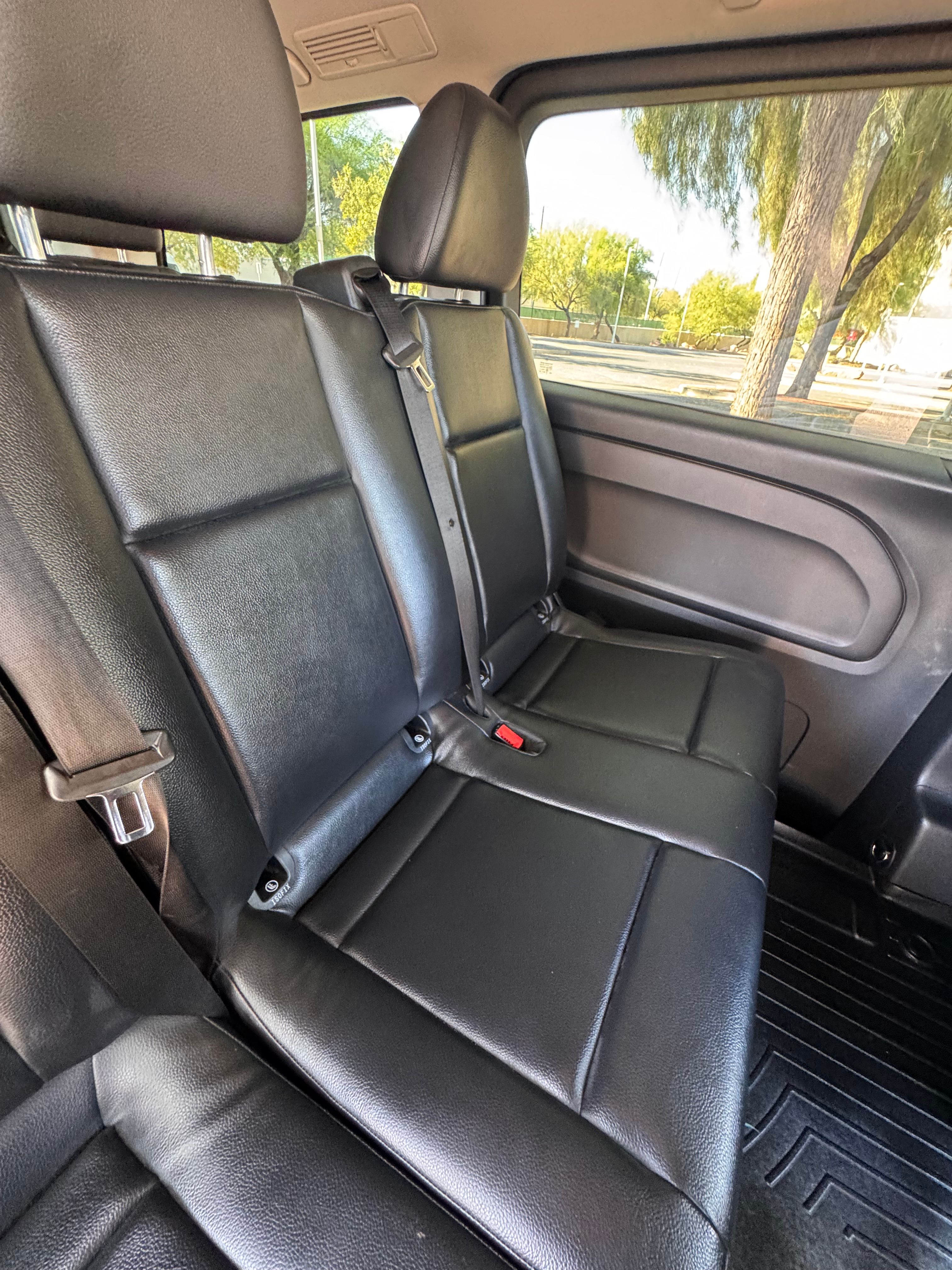 Used 2018 Mercedes-Benz Metris Passenger image 17