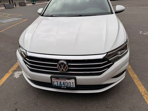 Used 2019 Volkswagen Jetta S w/ Driver Assistance Package FWD image 2