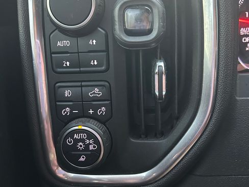 Used 2019 Chevrolet Silverado 1500 LT Trail Boss w/ Convenience Package image 10