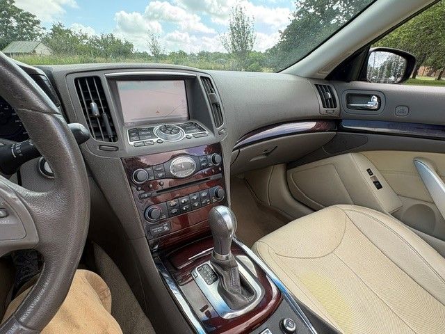 Used 2012 INFINITI G37 Convertible w/ Premium Pkg RWD image 13