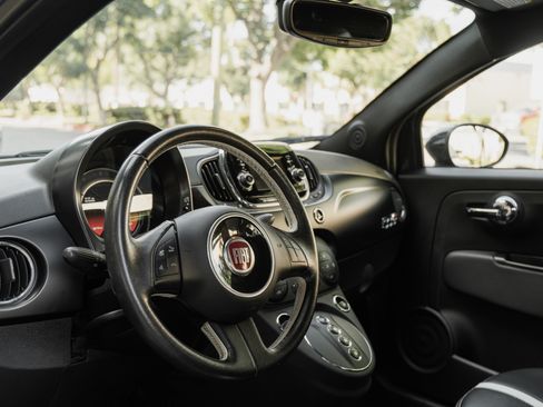 Used 2016 FIAT 500 e image 4