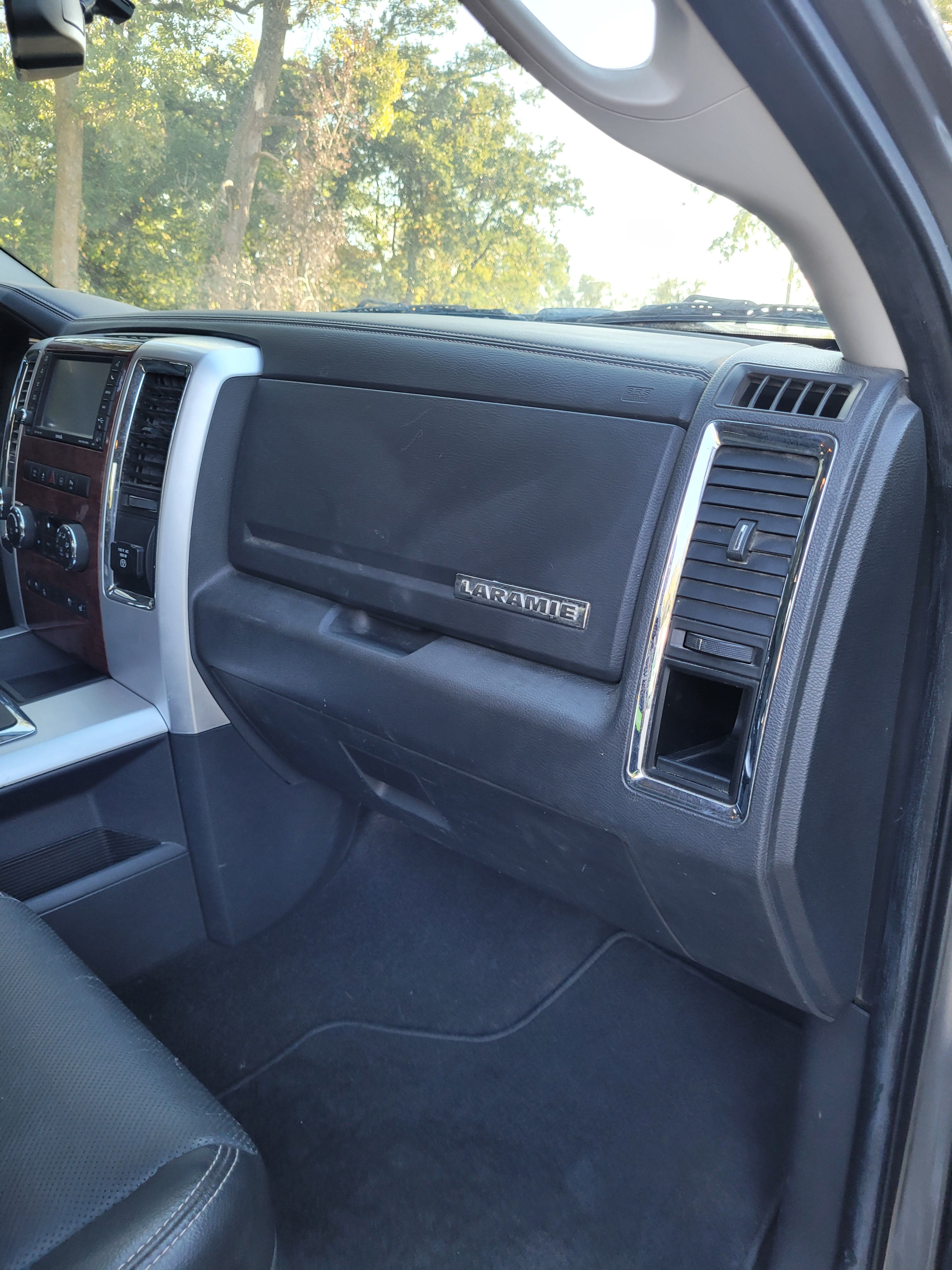 Used 2012 RAM 1500 Laramie w/ Protection Group AWD/4WD image 19