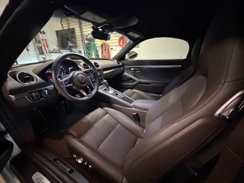 Used 2023 Porsche 718 Boxster S image 1