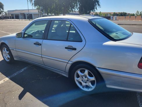 Used 2000 Mercedes-Benz C 280 Sedan image 13