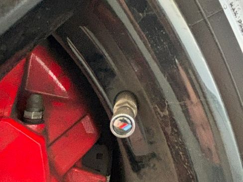 Used 2023 BMW M5 image 8