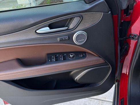 Used 2018 Alfa Romeo Stelvio Ti image 22