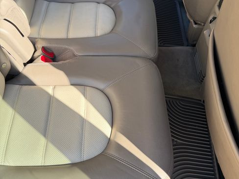 Used 2003 Ford Explorer Eddie Bauer image 29