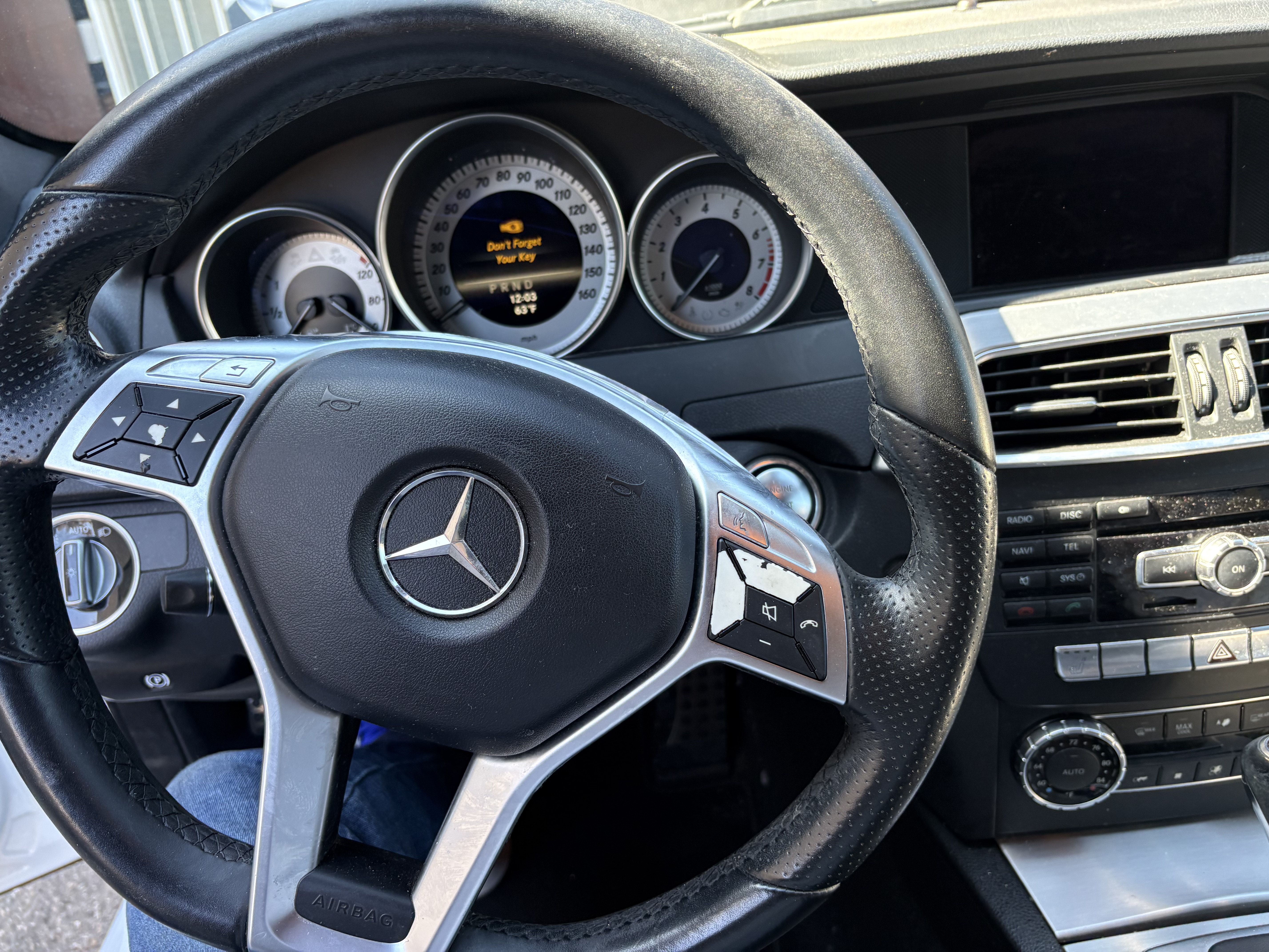 Used 2013 Mercedes-Benz C 250 Sedan image 8