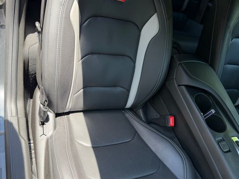 Used 2018 Chevrolet Camaro SS w/ LPO, Ground Effects Package RWD image 11