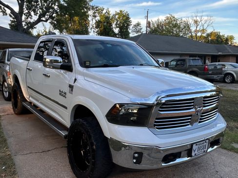 Used 2015 RAM 1500 Lone Star image 1