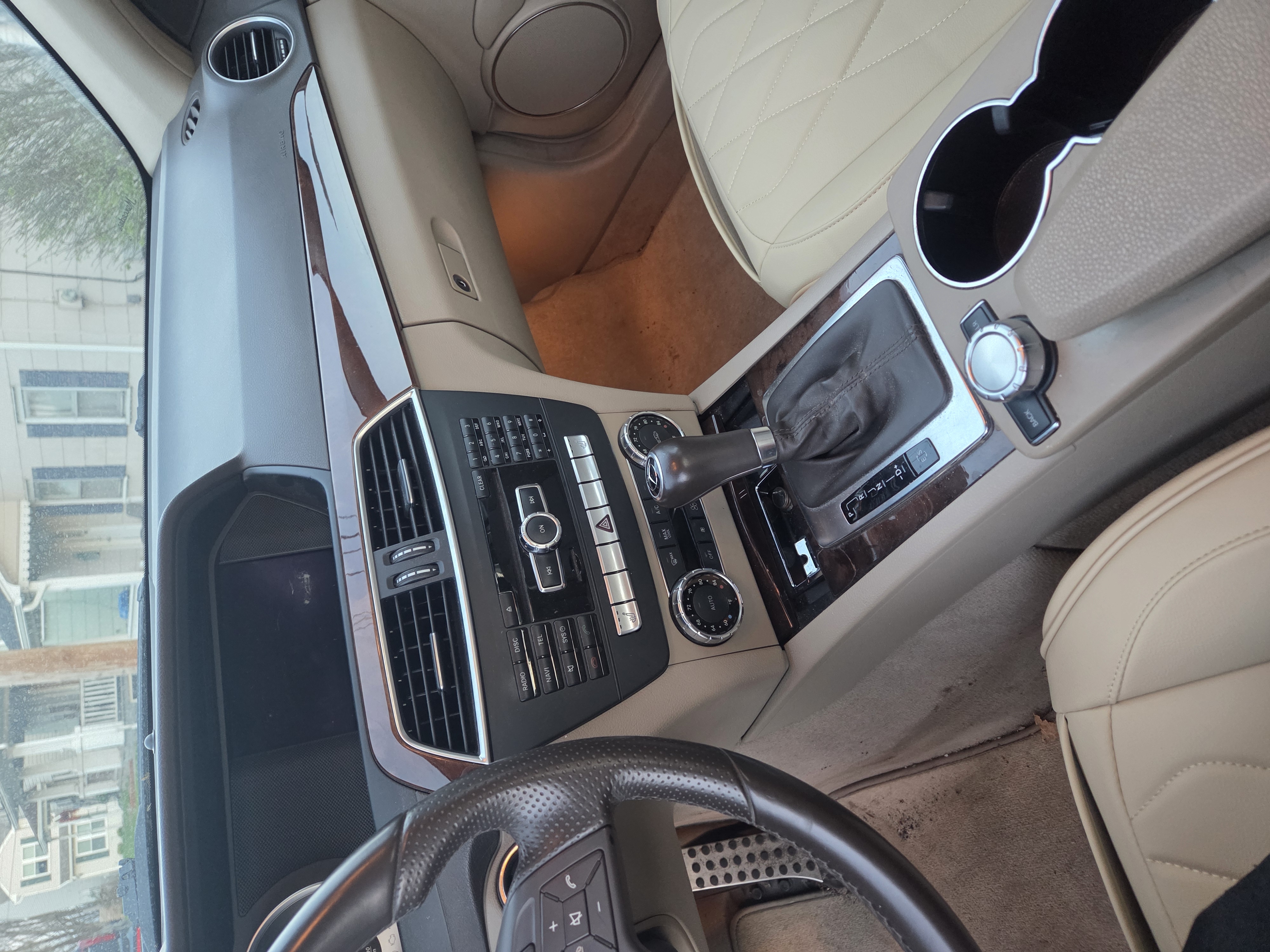 Used 2012 Mercedes-Benz C 300 4MATIC Sedan image 9