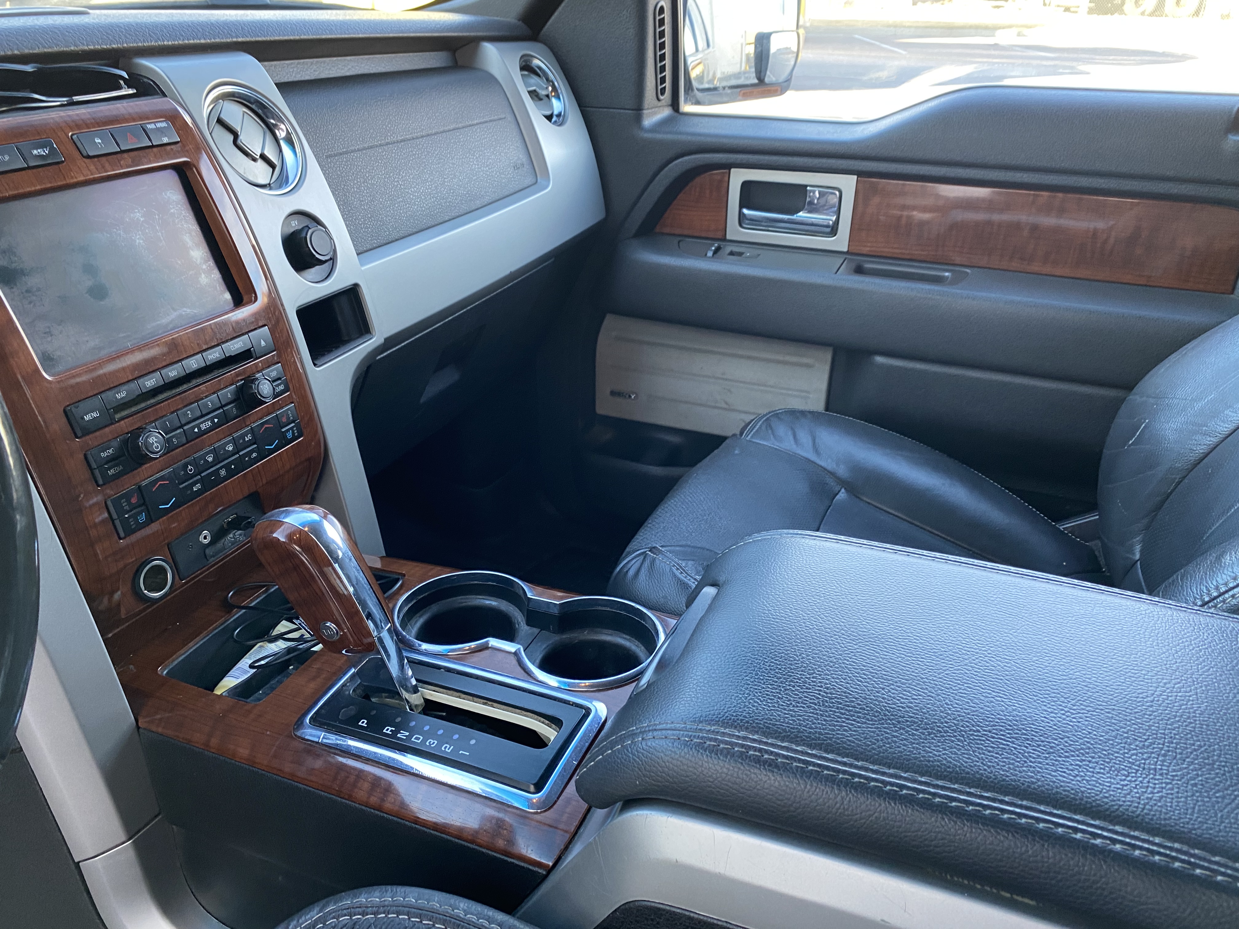 Used 2010 Ford F150 Lariat AWD/4WD image 16