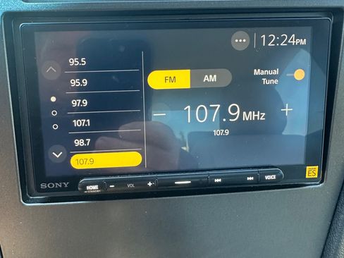 Used 2010 Lexus ES 350 image 10