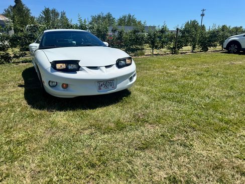 Used 2002 Pontiac Firebird Coupe w/ Opt Pkg RWD image 16