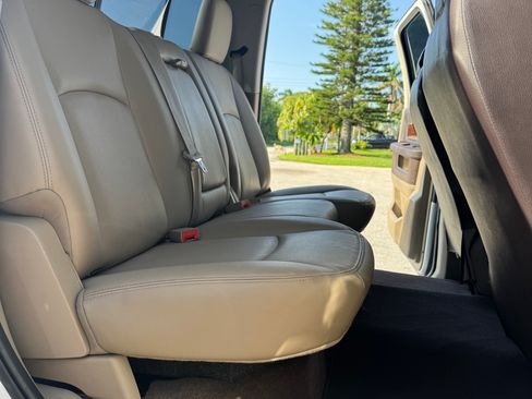 Used 2011 RAM 2500 Laramie AWD/4WD image 18